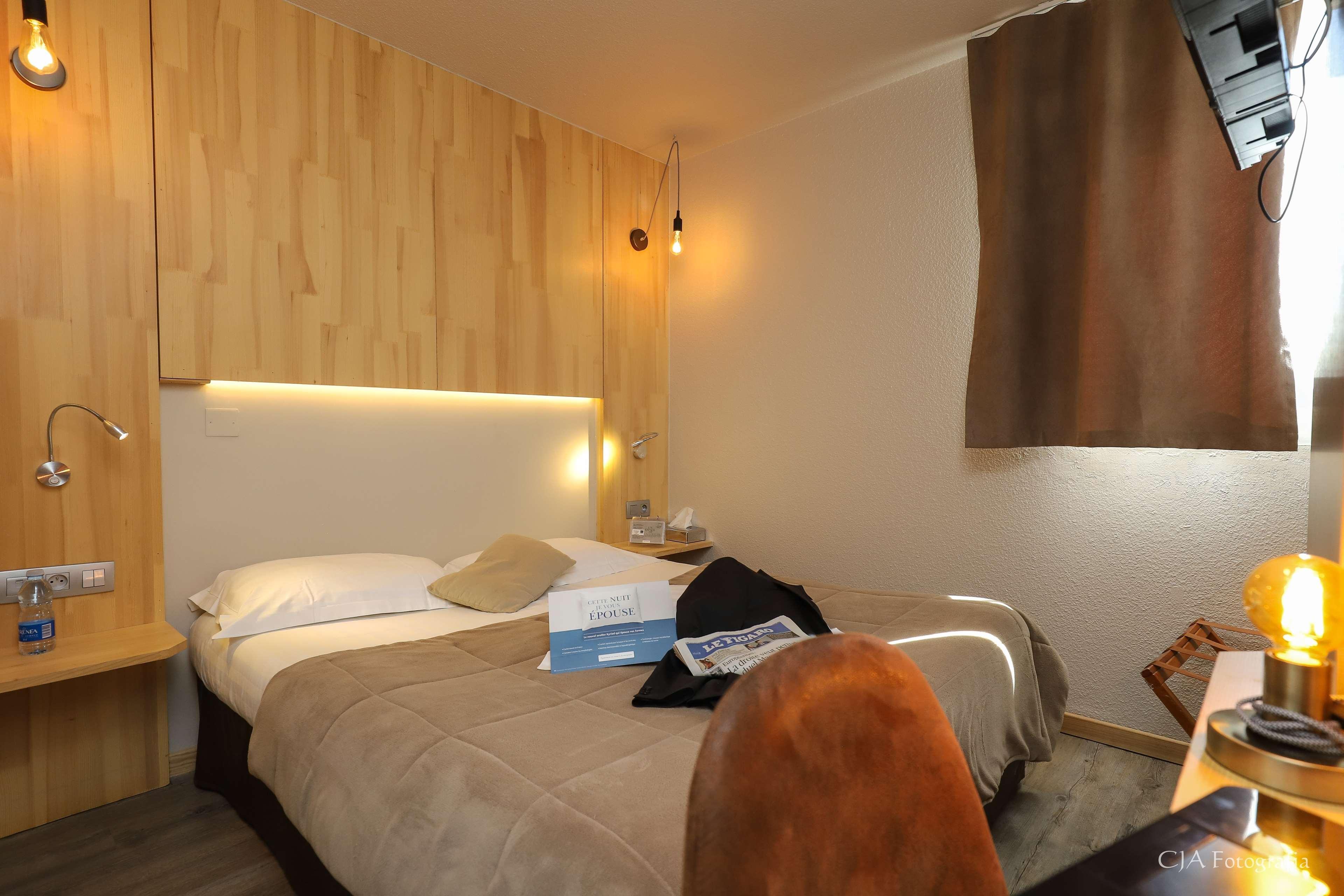 Hotel Restaurant Kyriad Brive Centre Brive-la-Gaillarde Exterior foto